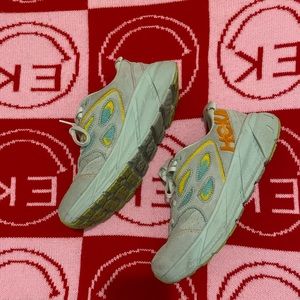 Hoka Clifton L Embroidery